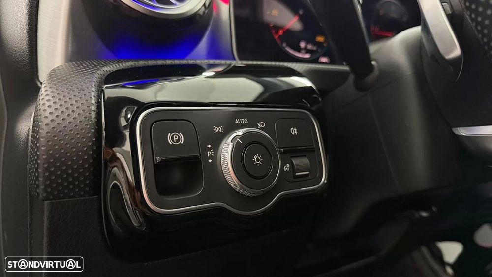 Mercedes-Benz A 180 d 7G-DCT Edition 1 - 15