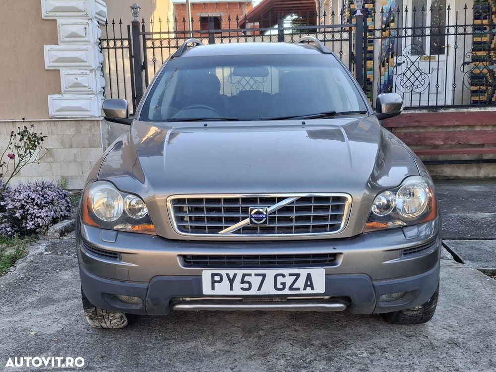 Volvo XC 90 - 8