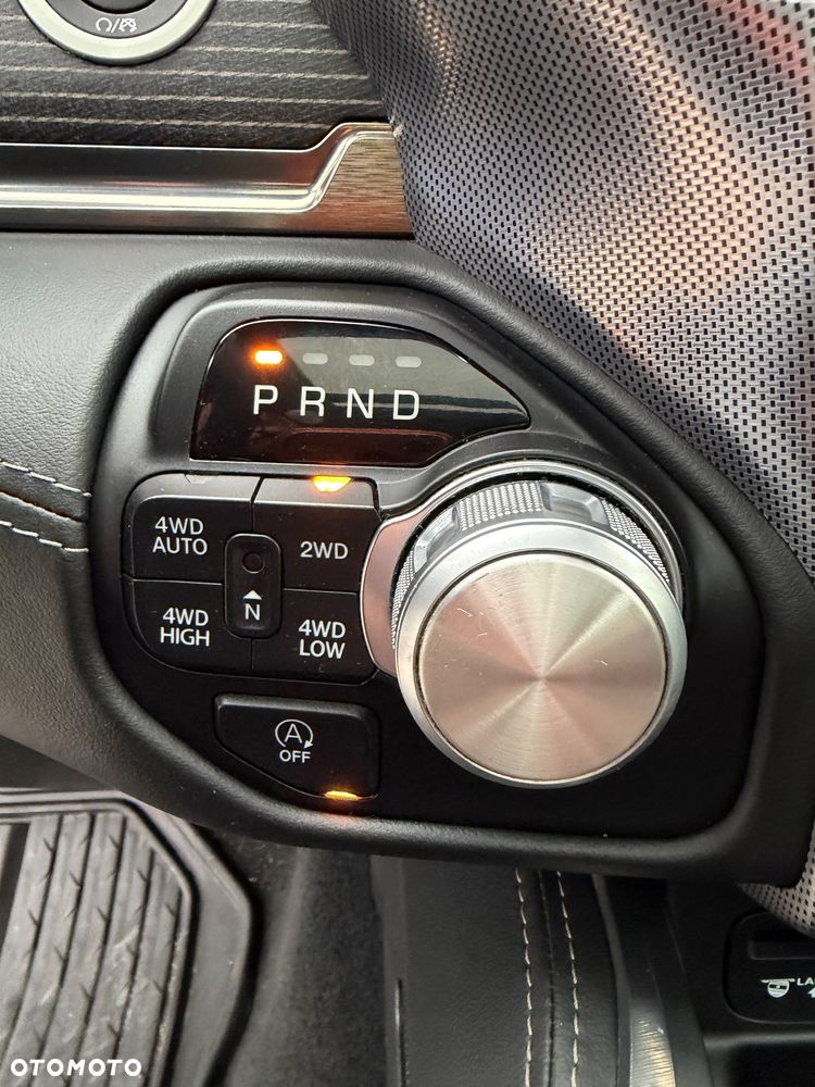 RAM 1500 5.7 Crew Cab Limited - 13