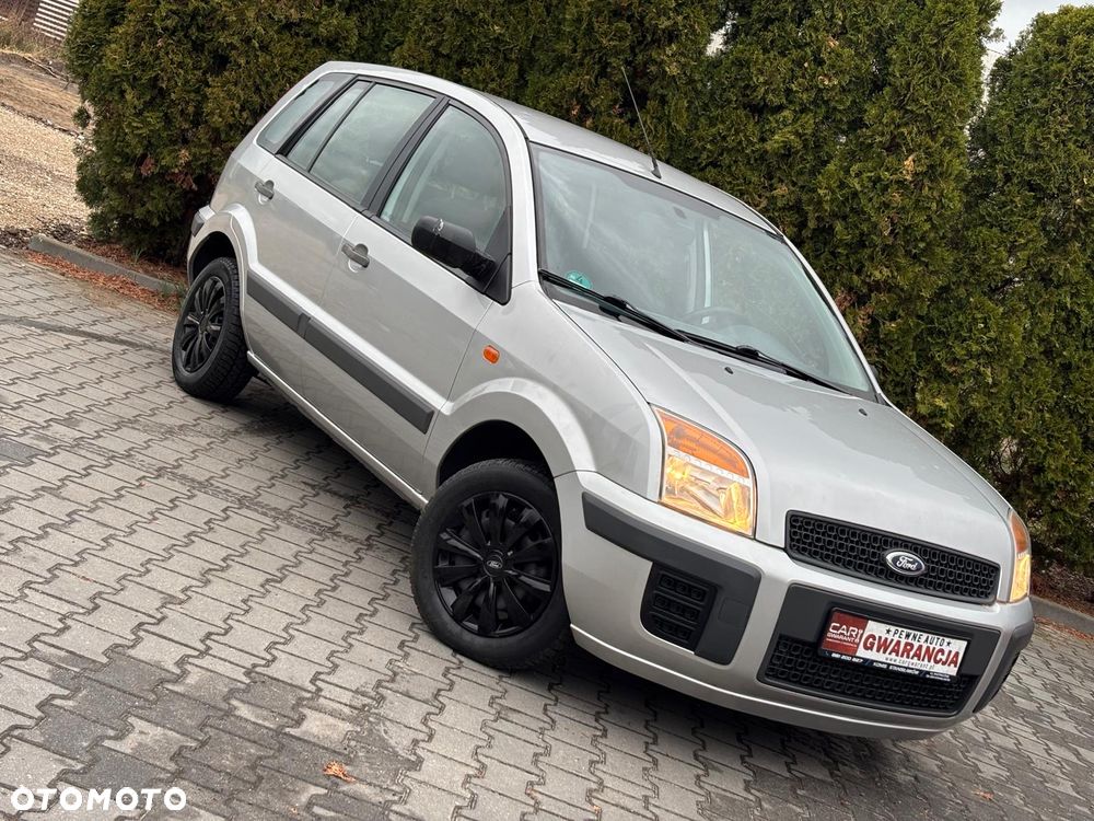 Ford Fusion - 11