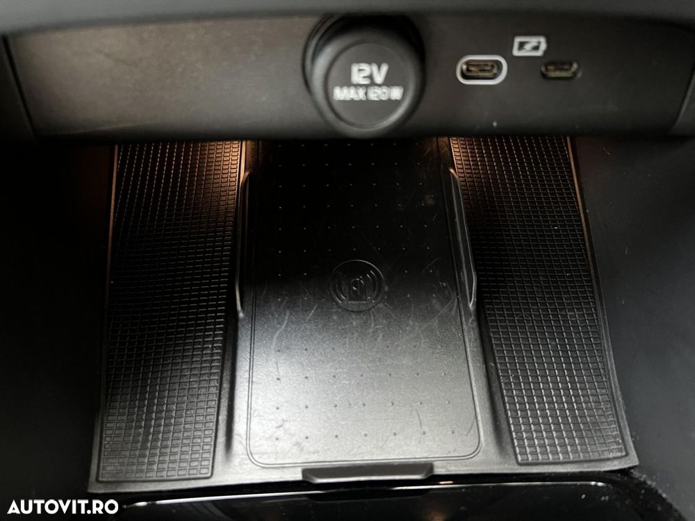 Volvo XC 40 P8 AWD Recharge RDesign - 33