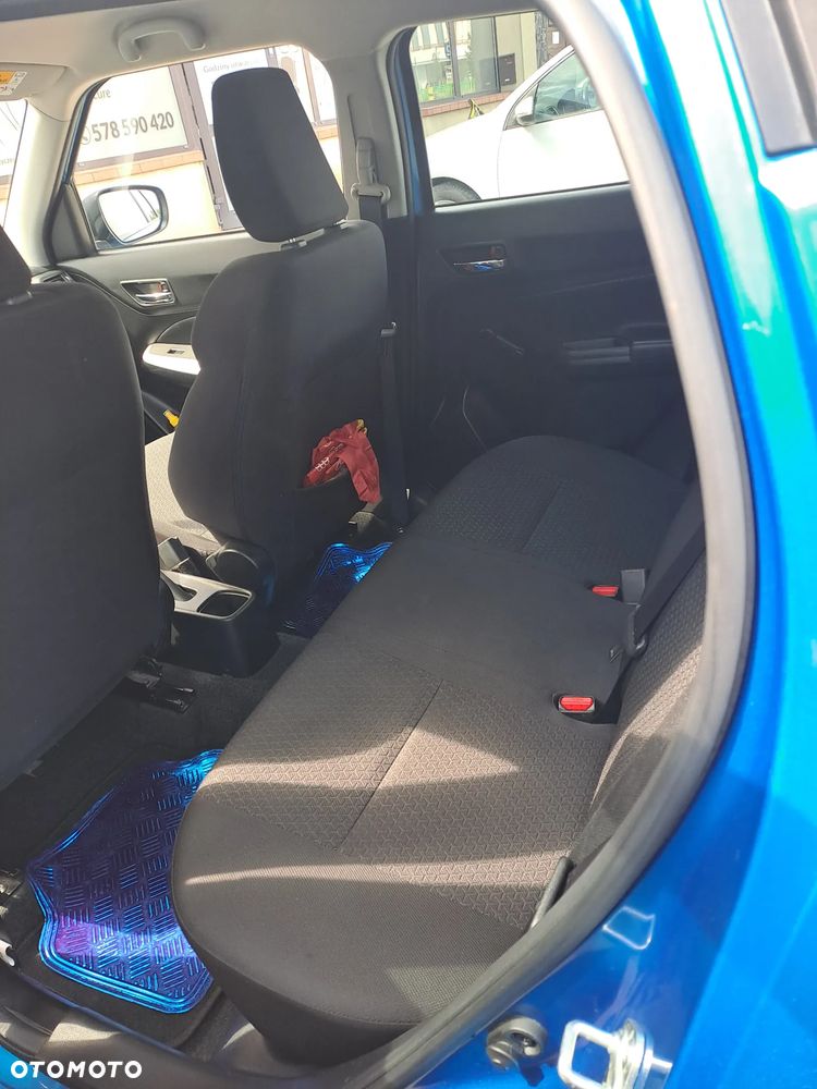 Suzuki Swift 1.2 Premium Plus - 9