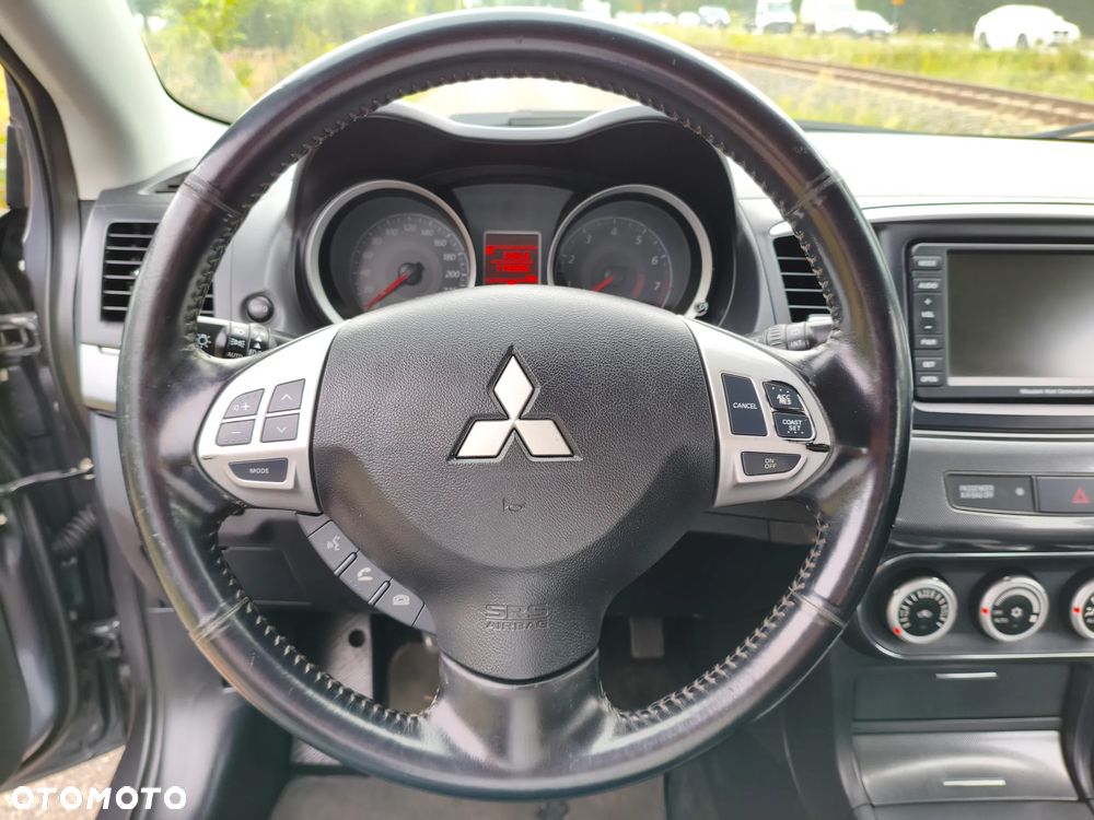 Mitsubishi Lancer 1.8 Instyle NAVI - 31