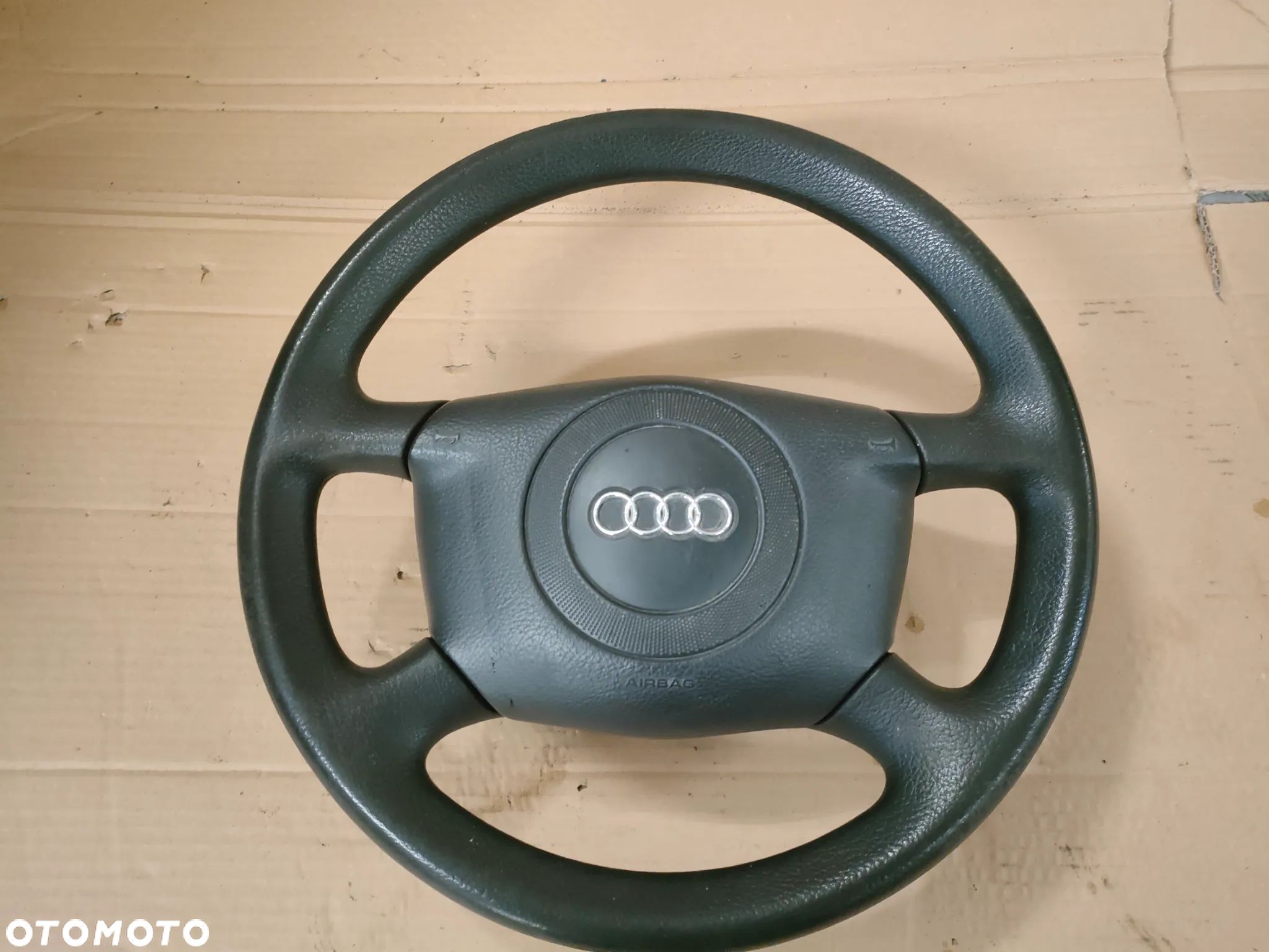 AUDI A3 8L A4 B5 KIEROWNICA Z PODUSZKĄ - 1