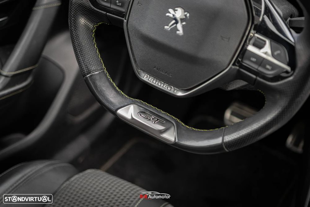 Peugeot e-2008 50 kWh GT - 18