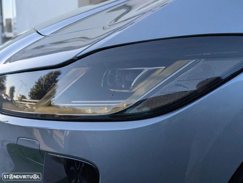 Jaguar I-Pace - 8