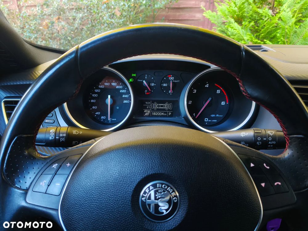 Alfa Romeo Giulietta 2.0 JTDM Exclusive TCT - 17