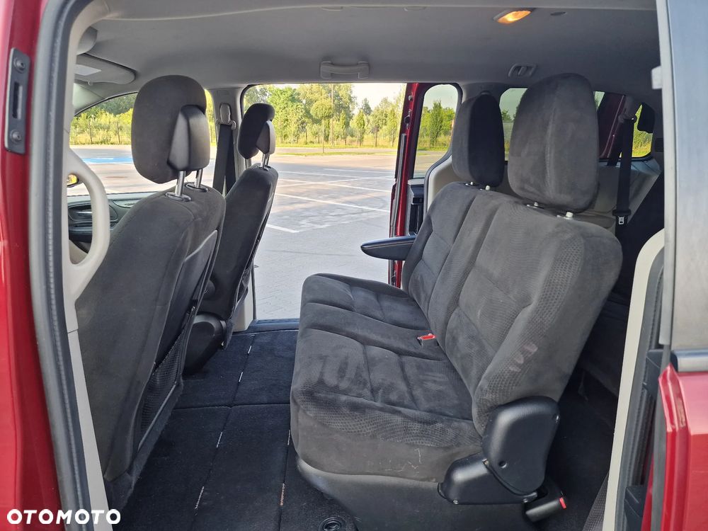 Dodge Grand Caravan 3.6 Express - 15