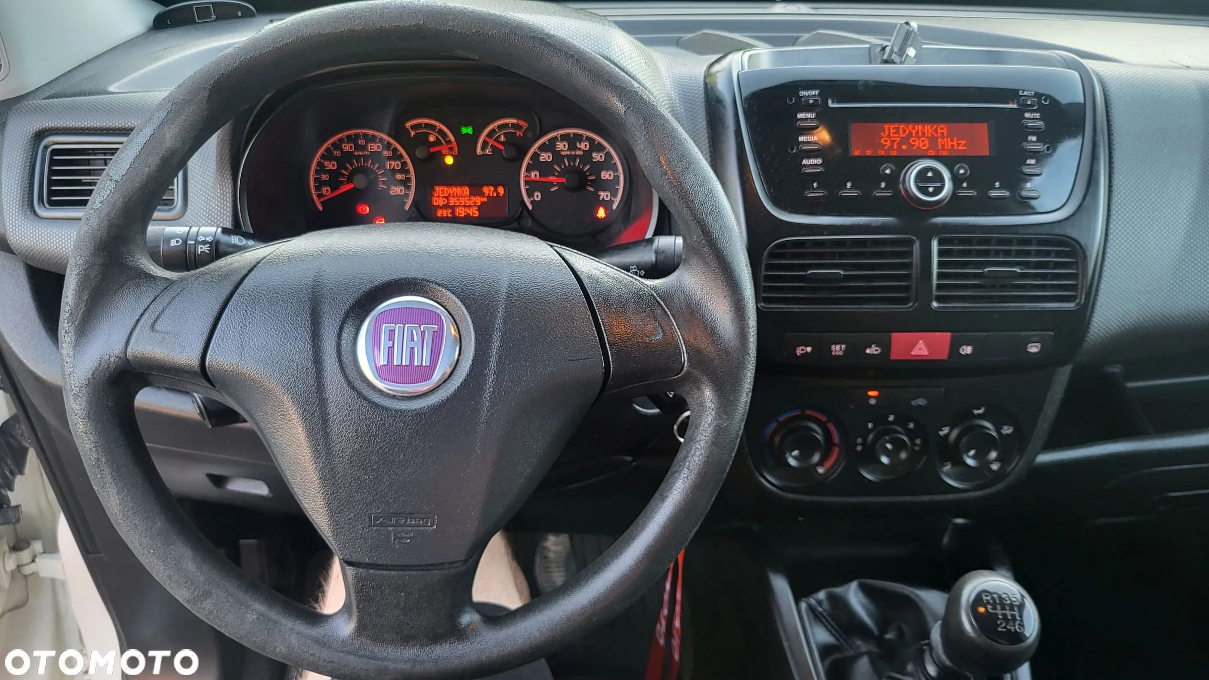 Fiat Doblo - 17