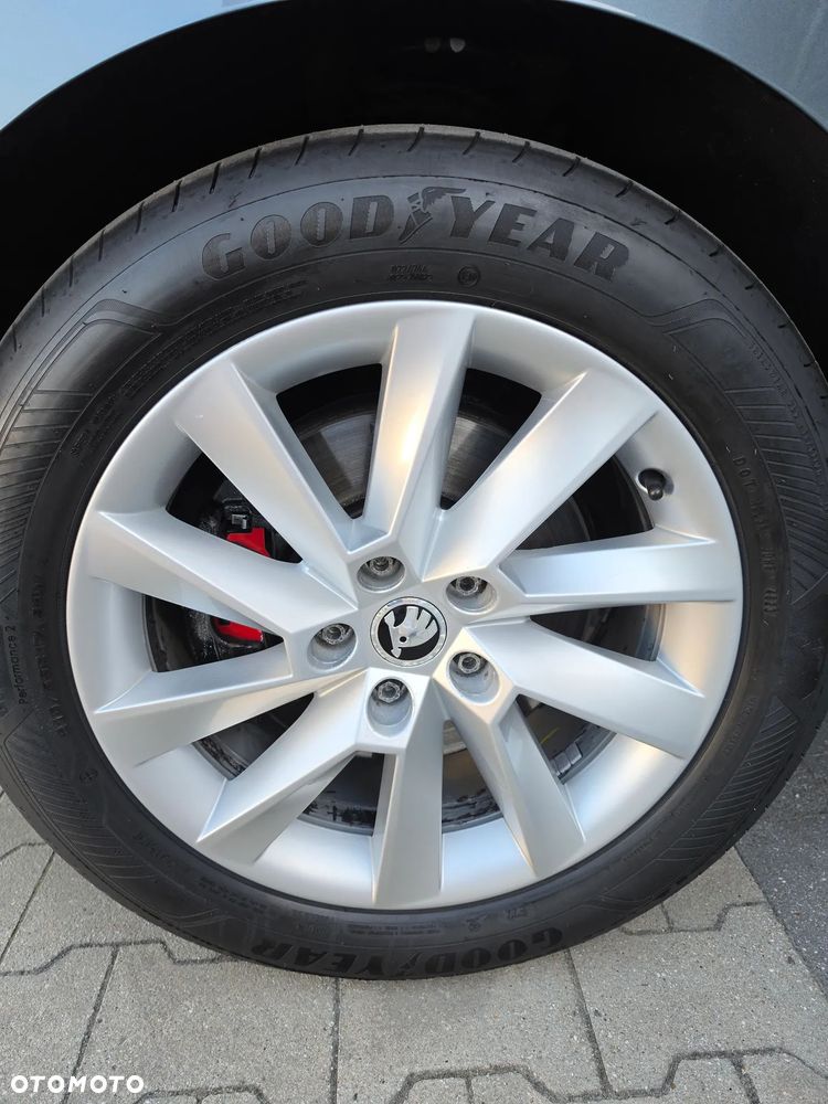 Skoda Superb 2.0 TDI Style DSG - 38