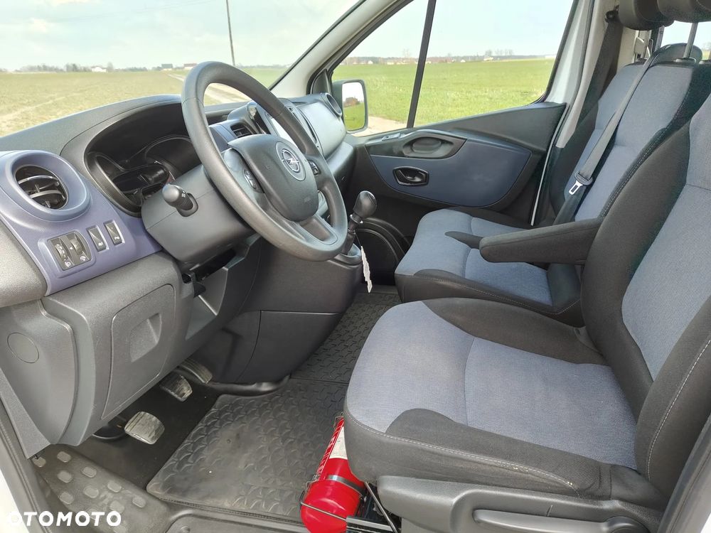 Opel Vivaro - 31