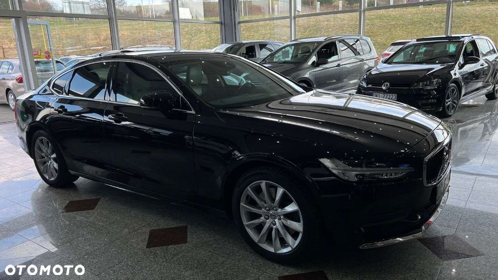 Volvo S90 - 17
