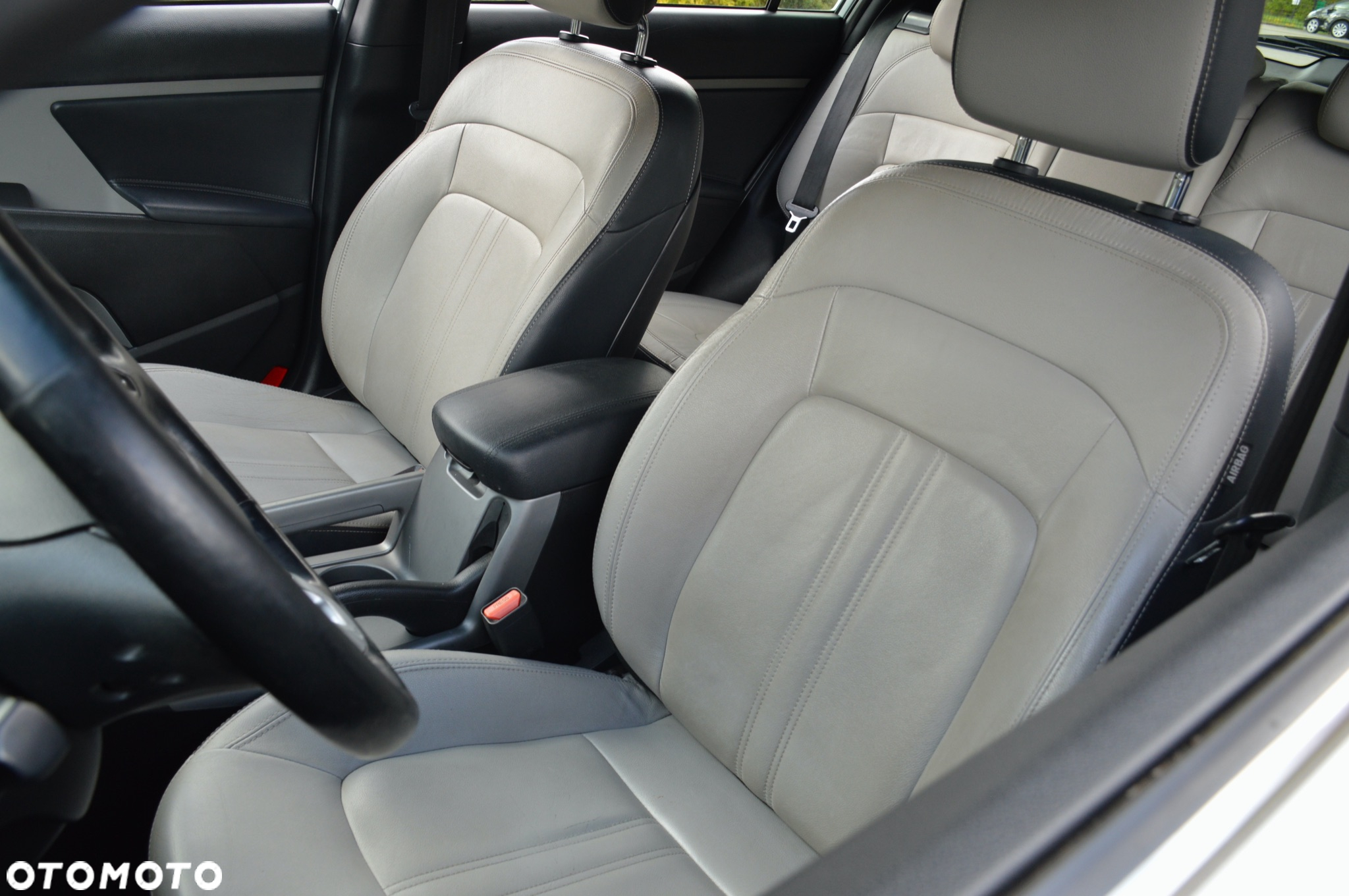 Kia Sportage 1.7 CRDI Business Line M 2WD - 26