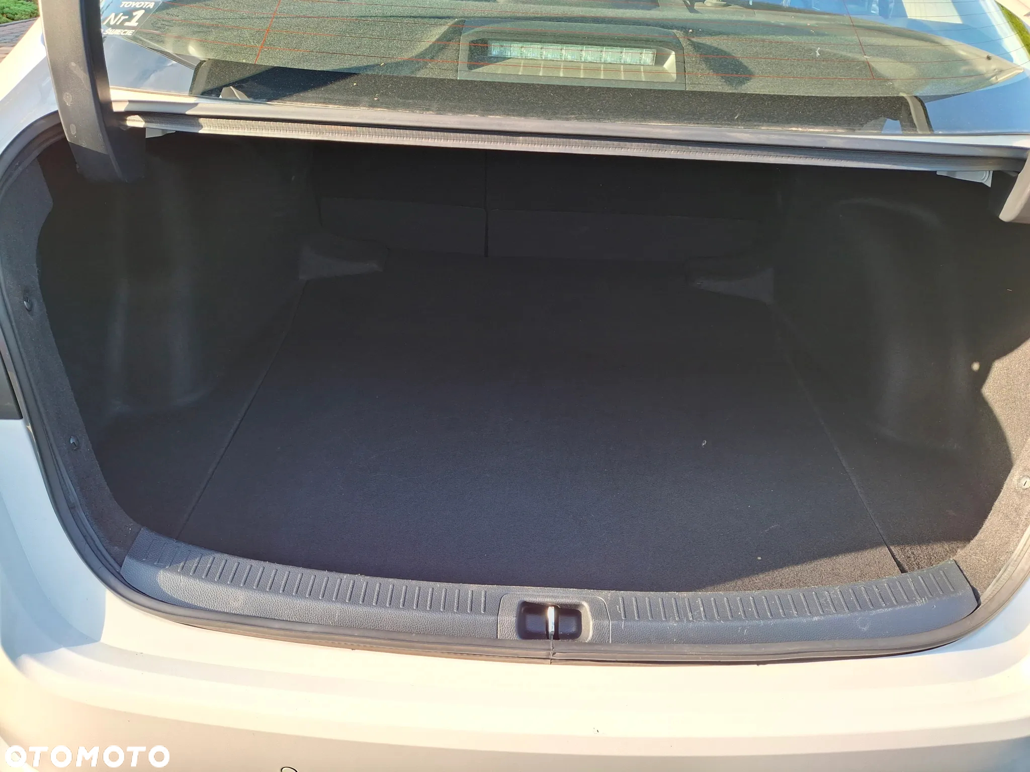 Toyota Corolla 1.8 Hybrid Comfort - 30
