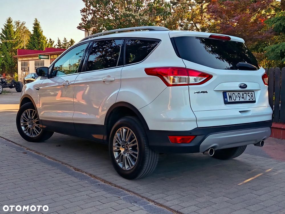 Ford Kuga 2.0 TDCi 2x4 Titanium - 1