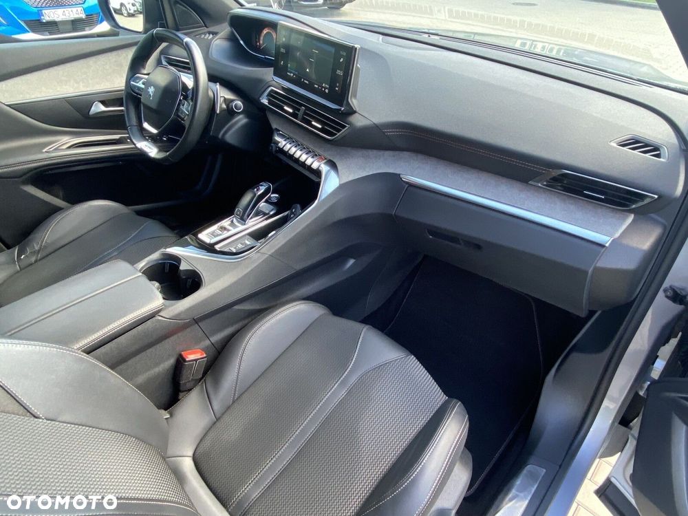 Peugeot 3008 - 18