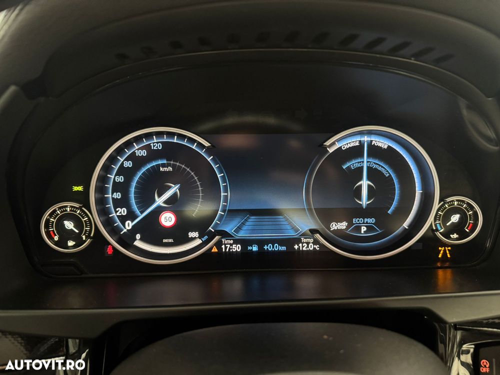 BMW X6 xDrive30d - 17