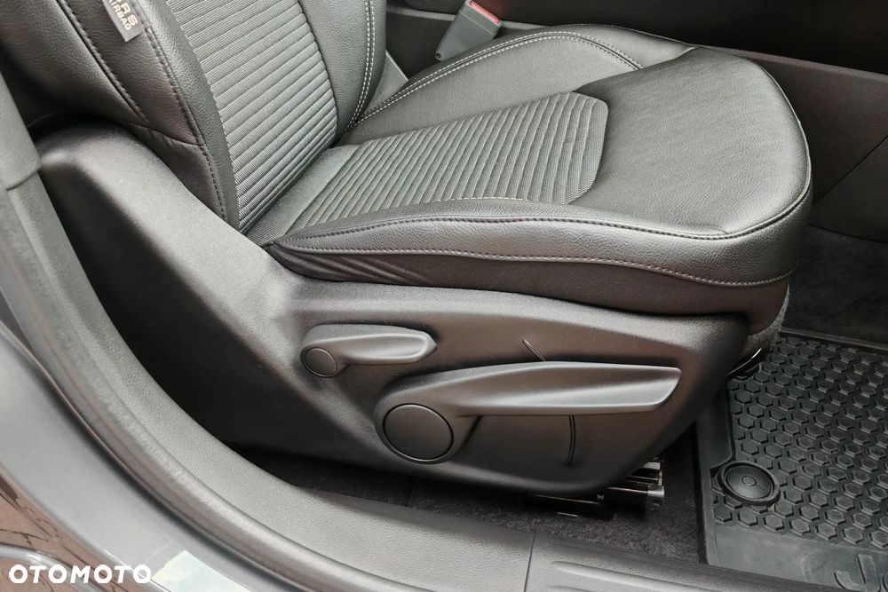 Jeep Compass 1.5 T4 mHEV Altitude Winter Edition FWD S&S DCT - 23