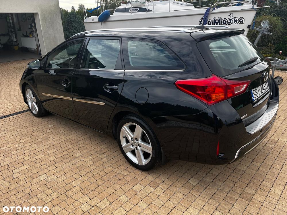 Toyota Auris 1.6 Dynamic MS - 3