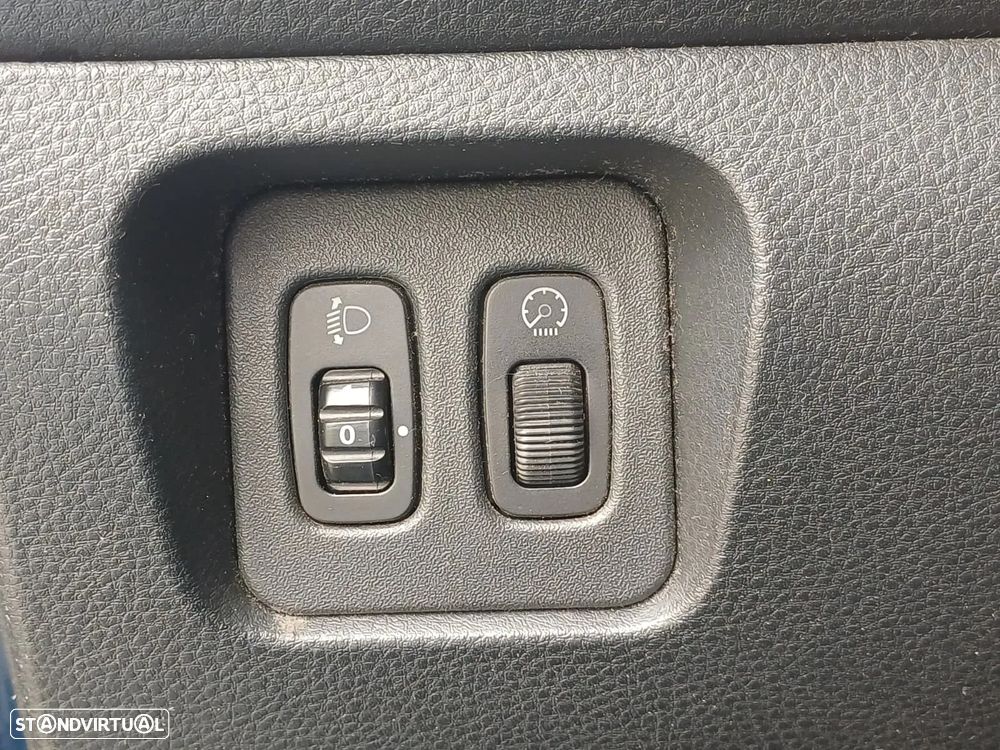 Mitsubishi Lancer SW 1.6 Comfort P1 - 20