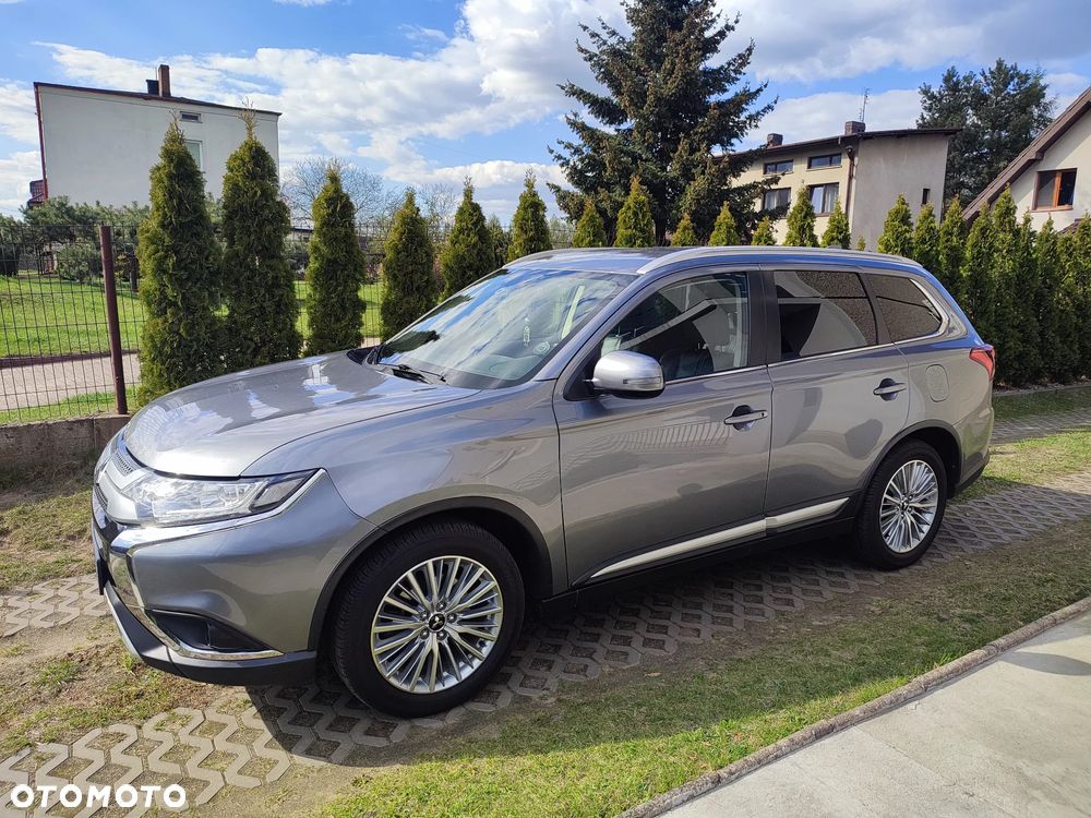 Mitsubishi Outlander 2.0 2WD CVT Active - 22