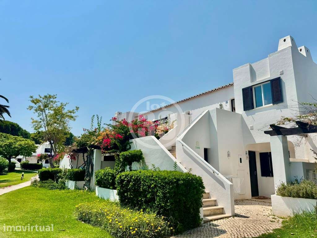 T1 com Três Terraços e Vista para a Piscina - Licença AL Ativa - Grande imagem: 3/29