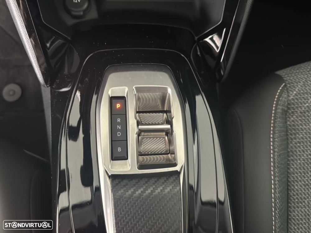Peugeot e-208 51 kWh Allure - 17
