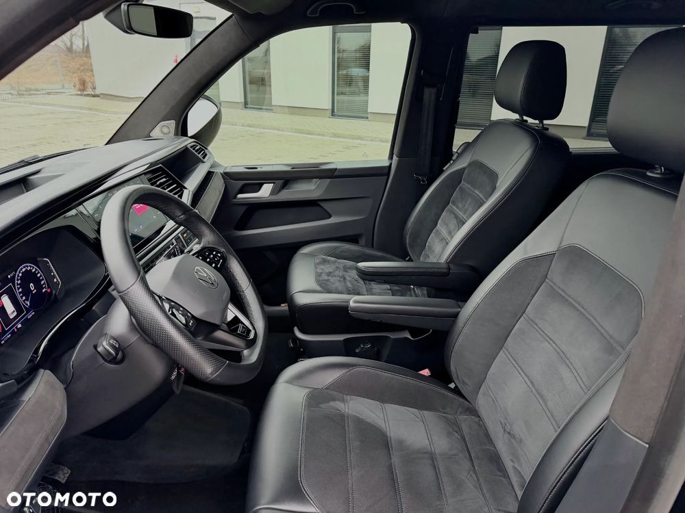 Volkswagen Multivan - 13