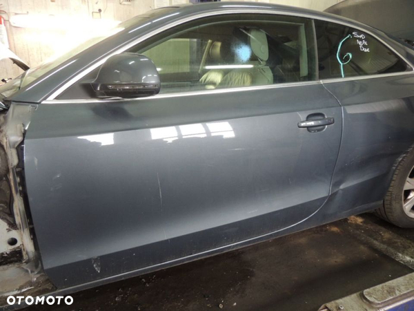 Drzwi lewy przód AUDI A5 Coupe 8T Z7H