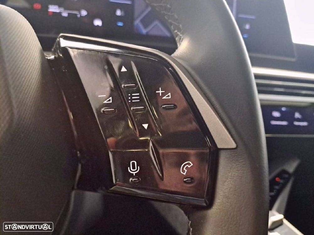 Peugeot 5008 1.2 Hybrid Allure e-DCS6 - 17