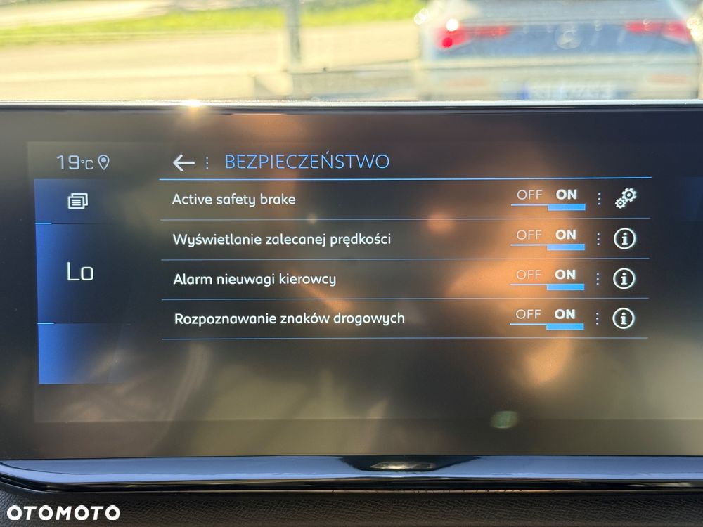 Peugeot 3008 BlueHDi 130 Stop & Start EAT8 GT - 35
