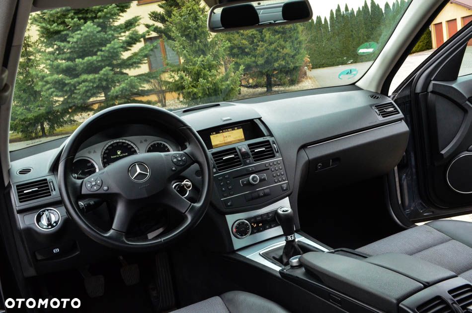 Mercedes-Benz Klasa C 180 Kompressor Elegance - 32