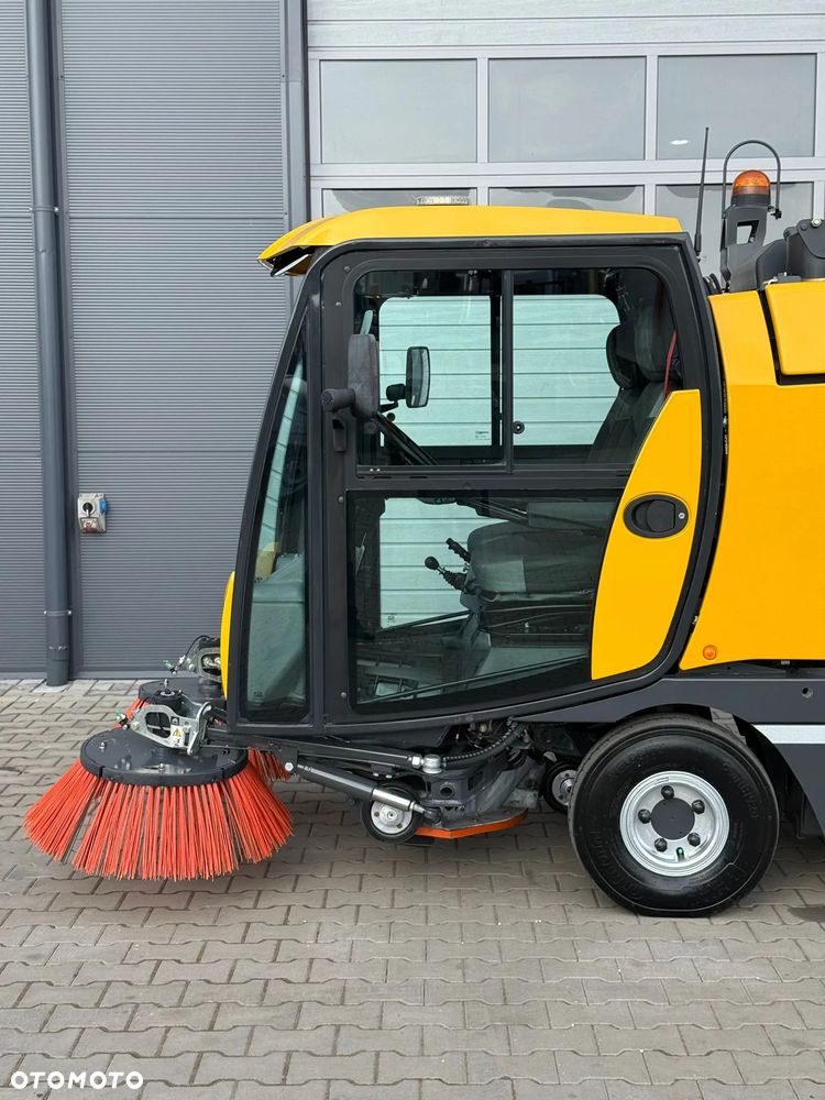 Inny Zamiatarka Johnston Bucher C202 // 2021 r. - 16