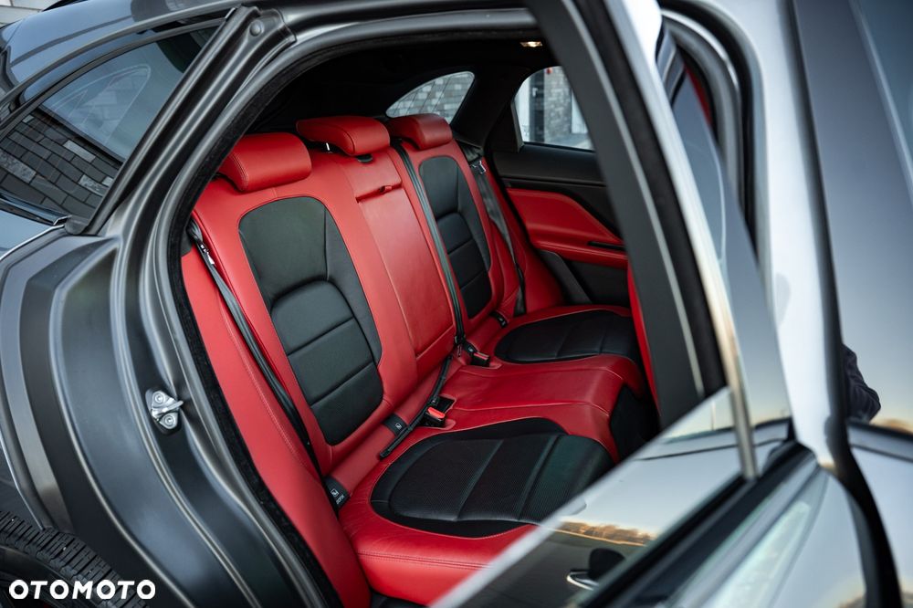 Jaguar F-Pace 3.0 TDV6 AWD S - 30