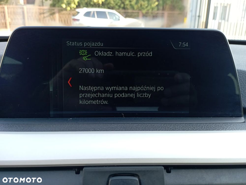 BMW Seria 3 318i - 24
