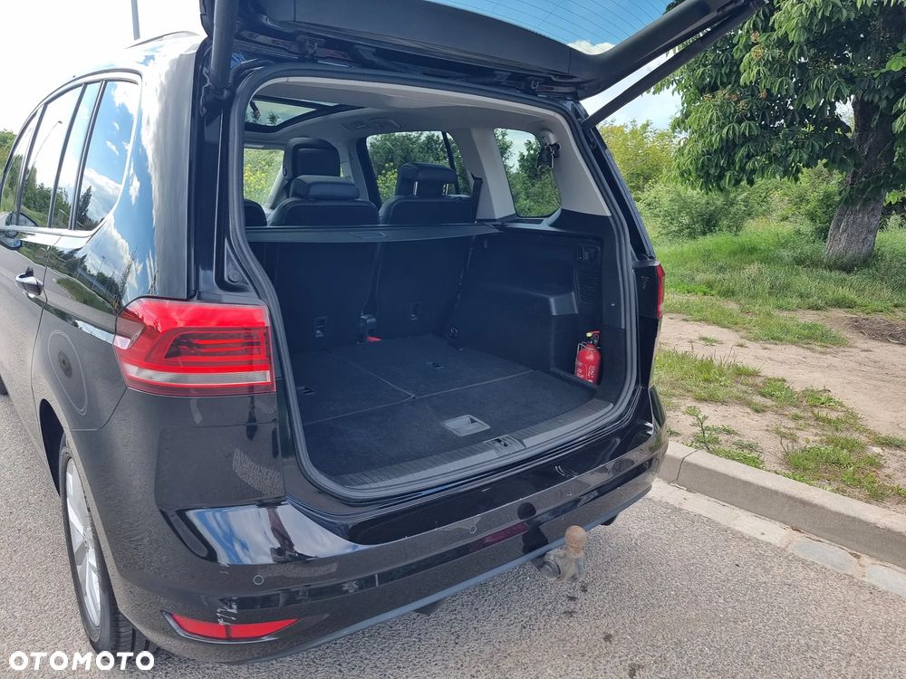 Volkswagen Touran 1.6 TDI SCR (BlueMotion Technology) DSG Comfortline - 13