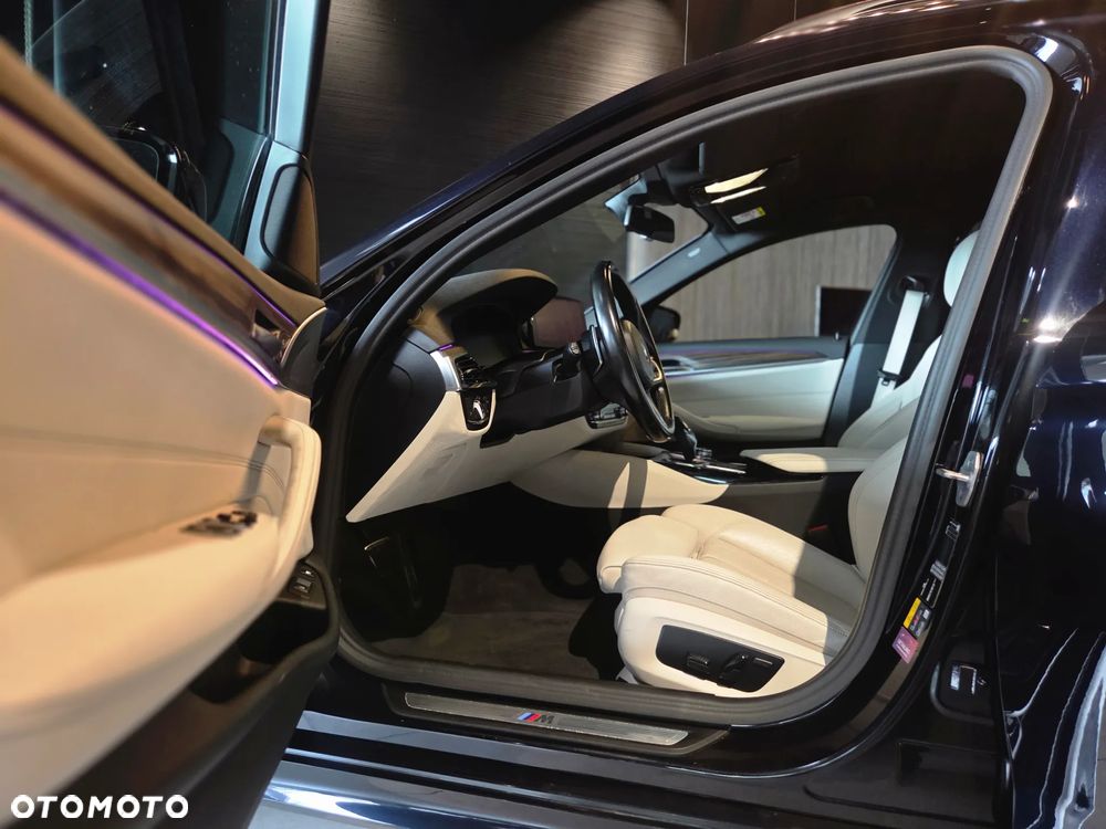 BMW Seria 5 530e M Sport sport - 15