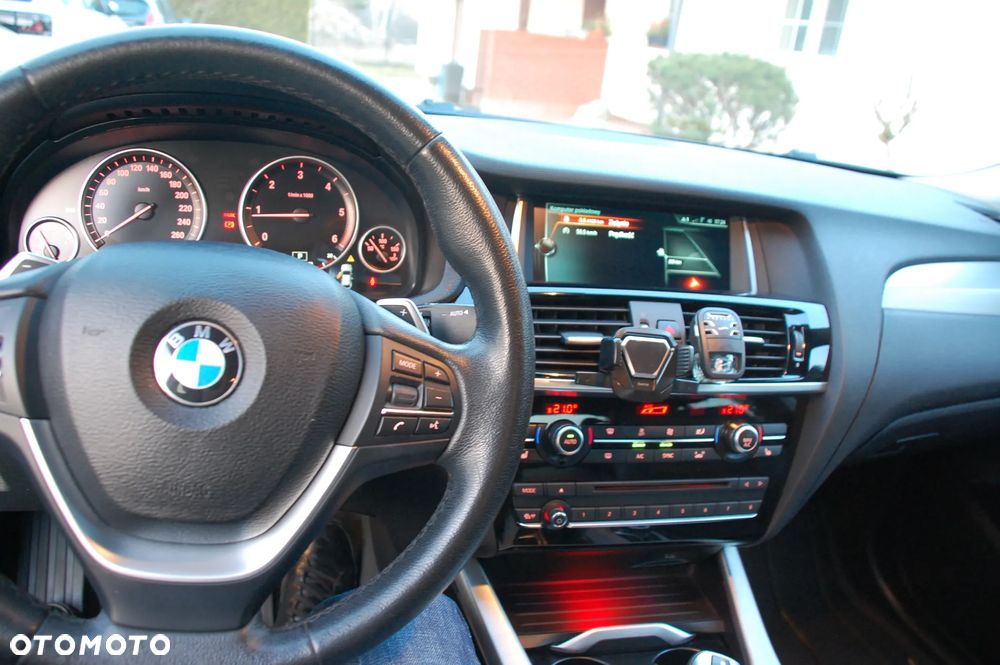 BMW X4 xDrive20d xLine - 14