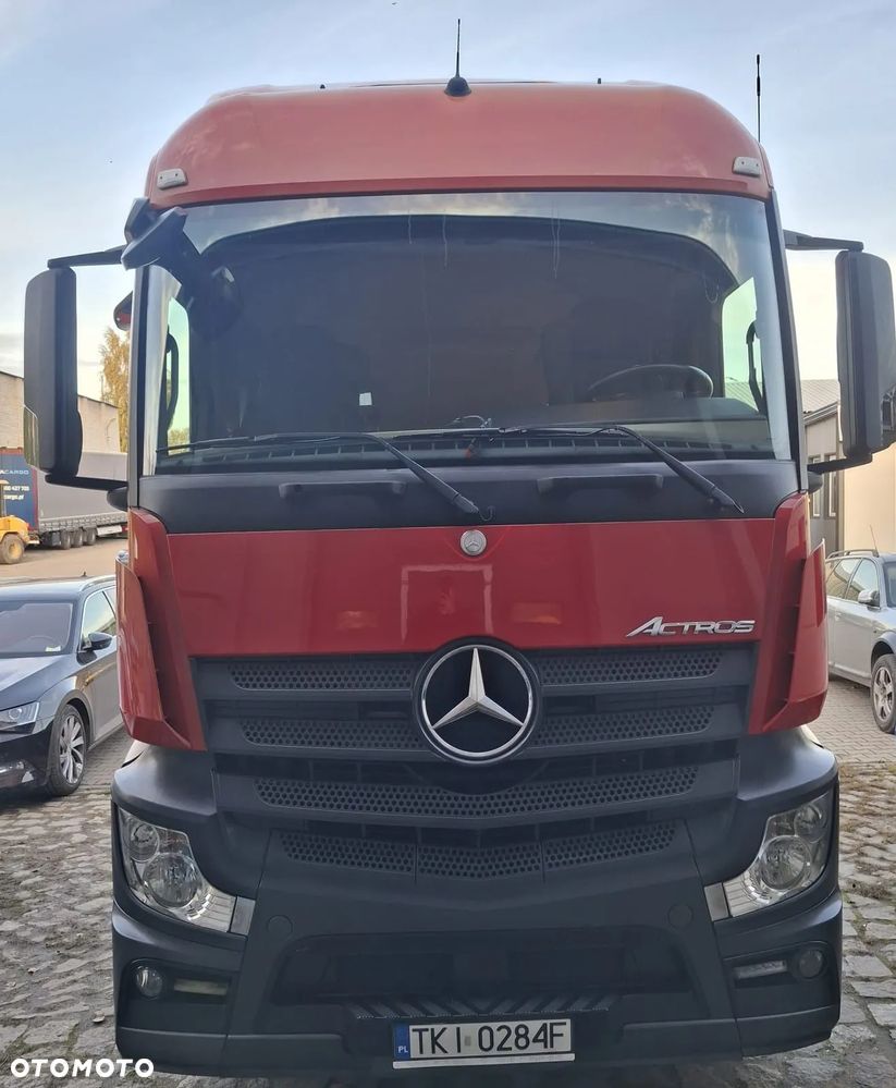 Mercedes-Benz Actros MP4 - 1