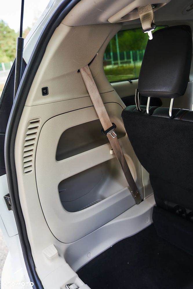 Chrysler Pacifica - 18