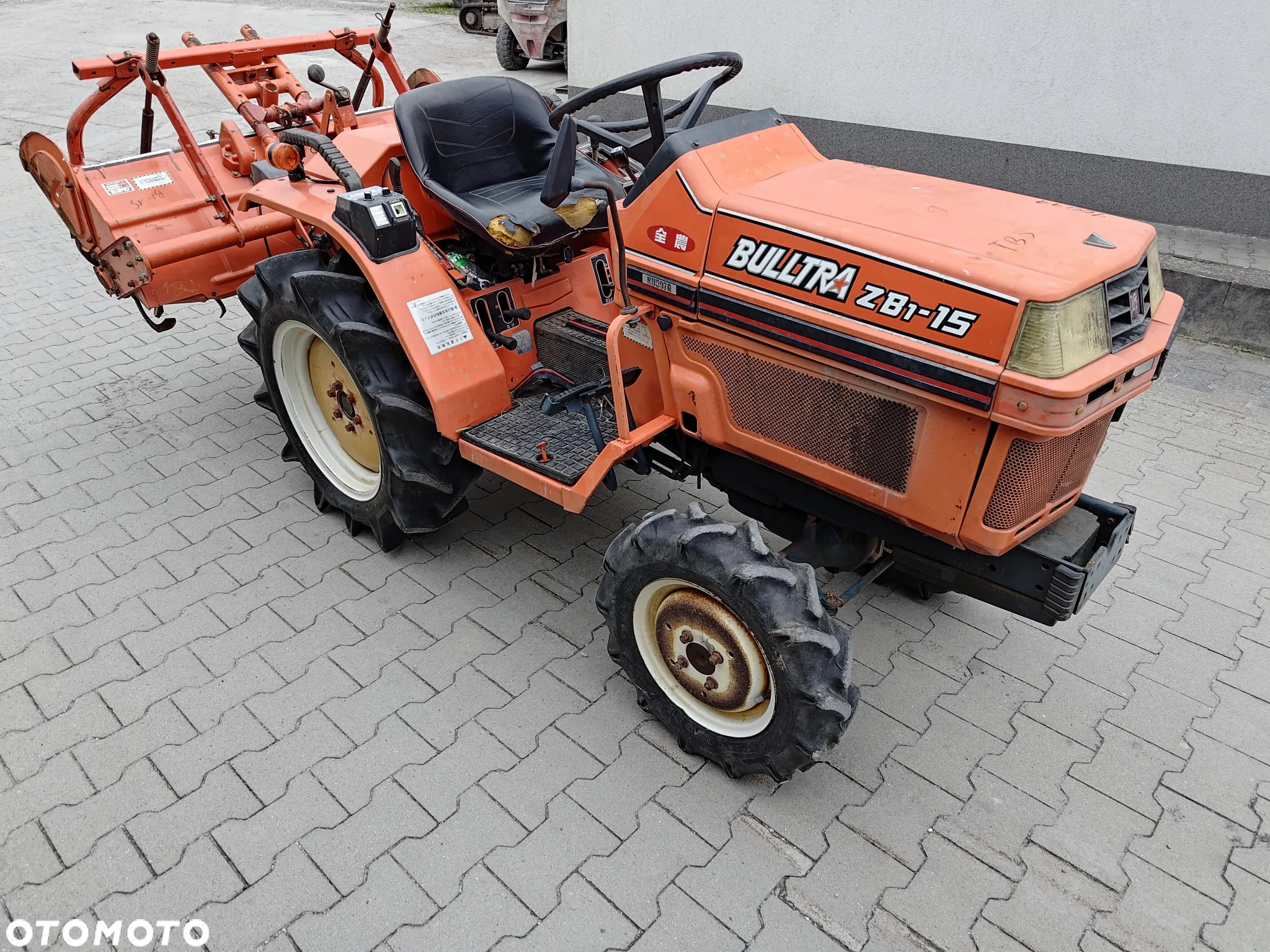 Kubota X20 - 12