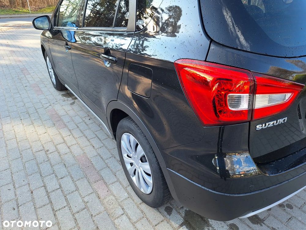 Suzuki SX4 S-Cross 1.4 T Premium - 28