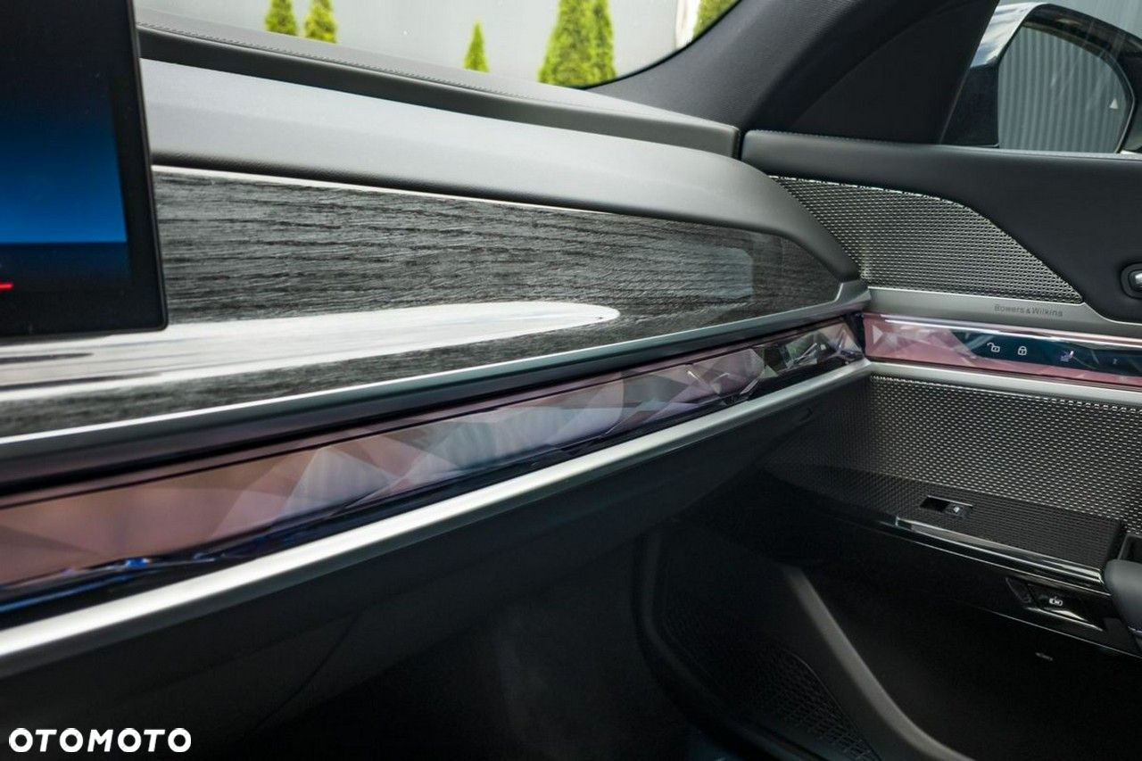 BMW Seria 7 - 21