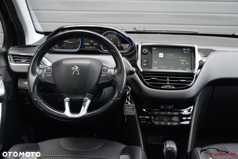 Peugeot 2008 - 32
