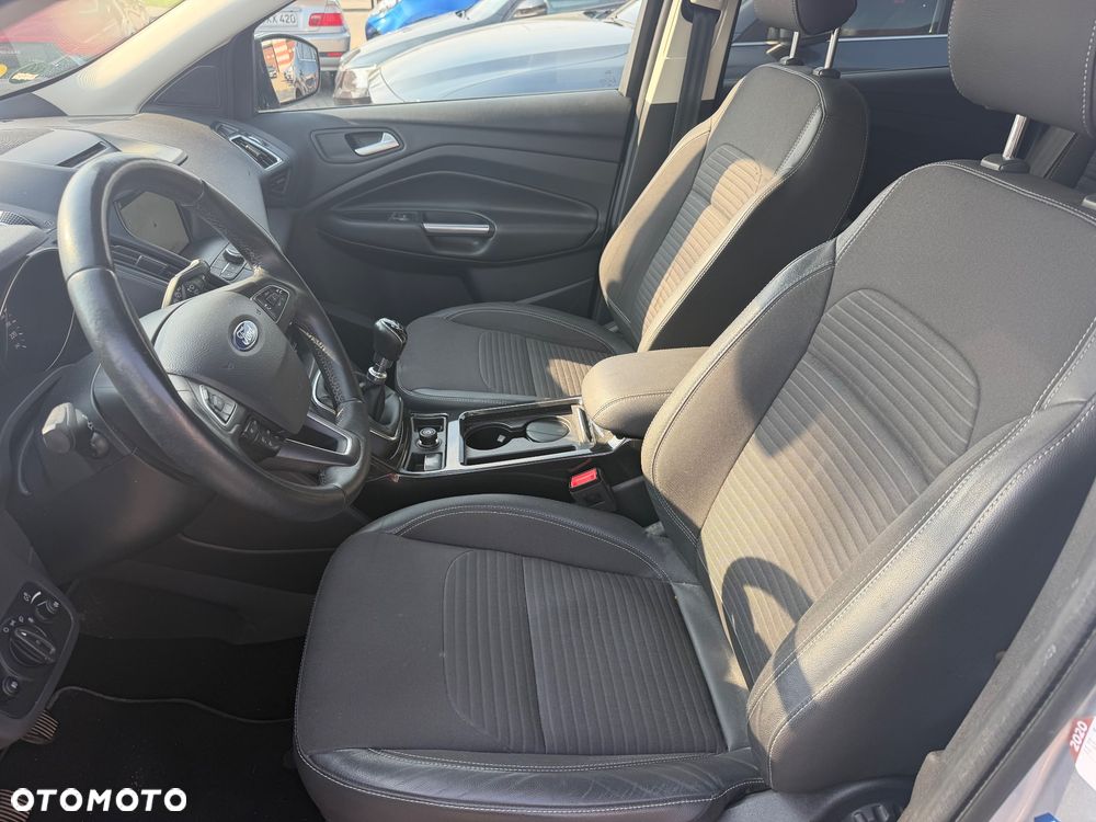 Ford Kuga 2.0 TDCi 4WD Titanium - 14