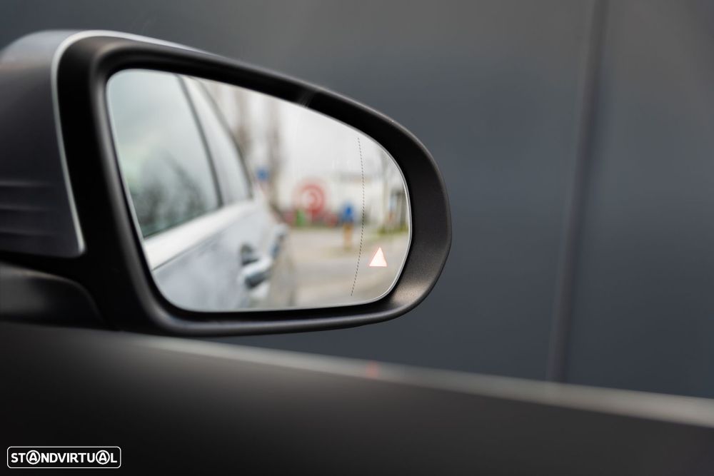 Mercedes-Benz GLC 300 e Coupe 4Matic 9G-TRONIC AMG Line - 27