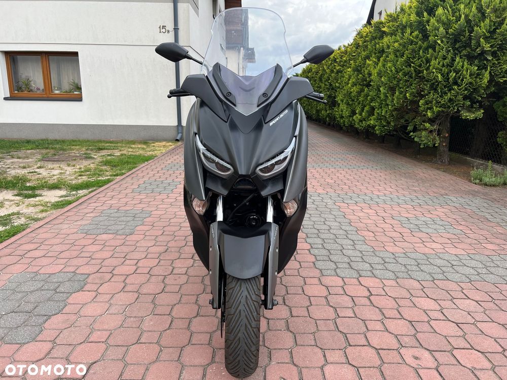 Yamaha X-max - 3