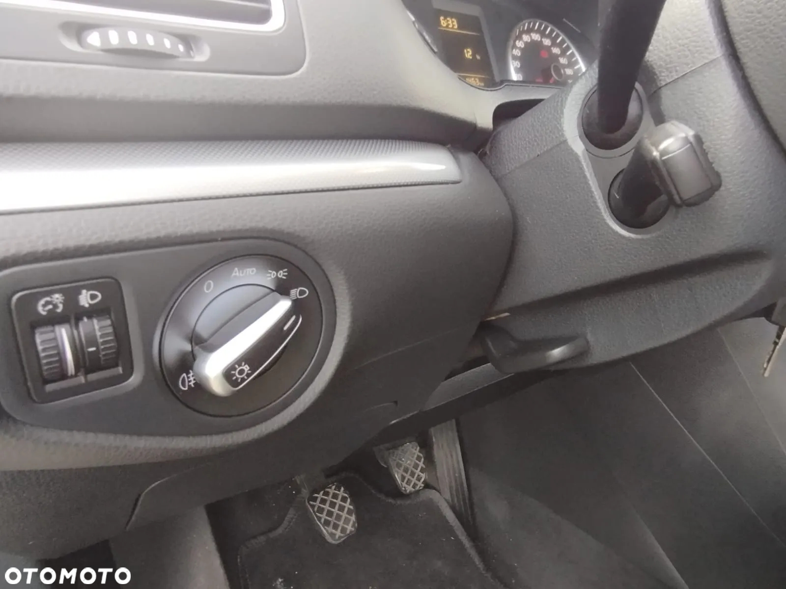 Volkswagen Sharan 2.0 TDI DPF Exclusive Edition II - 24