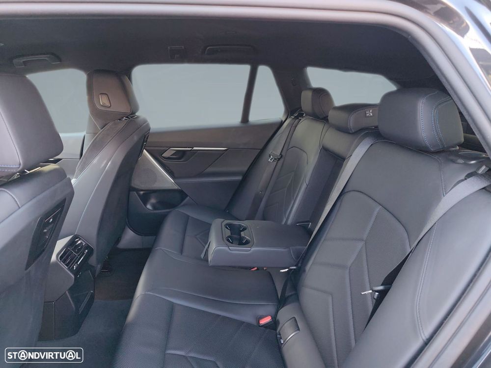 BMW 520 d Pack Desportivo M - 14