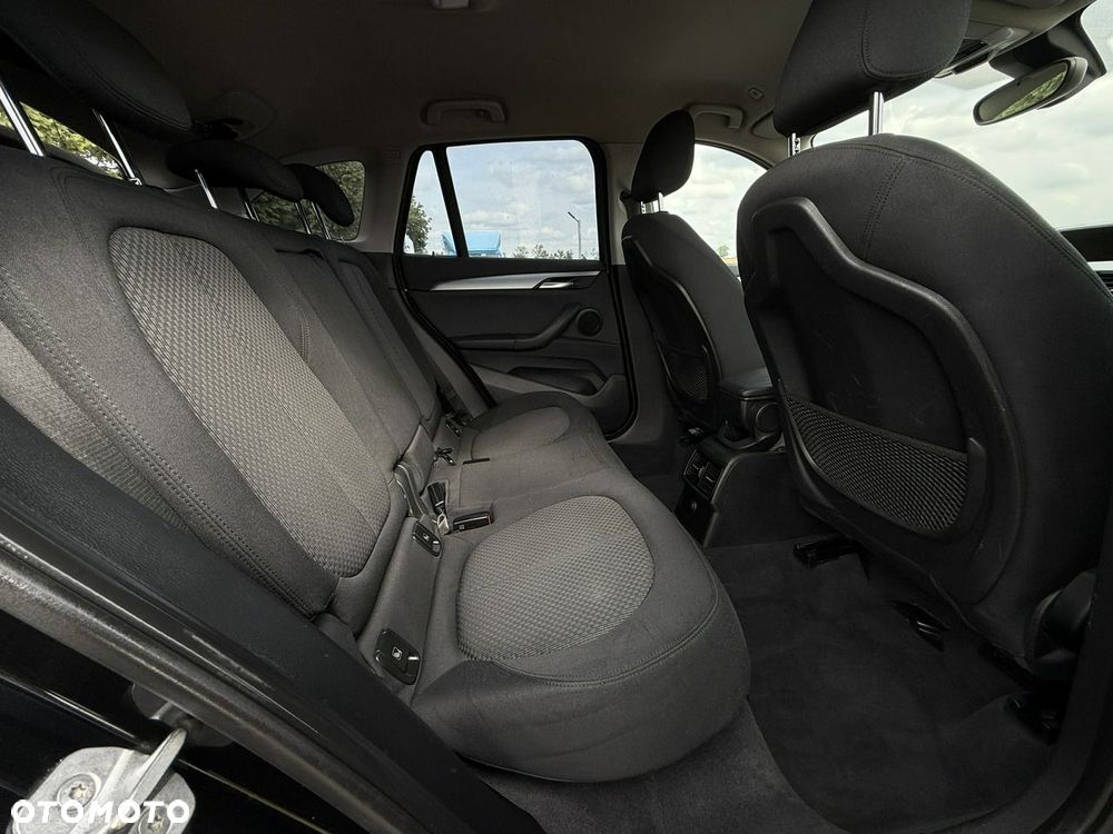 BMW X1 xDrive18d Advantage - 26